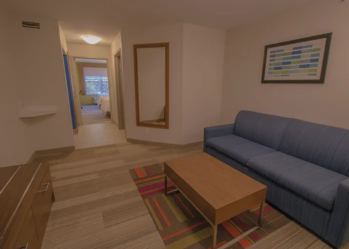 Holiday Inn Express & Suites Manassas By Ihg
